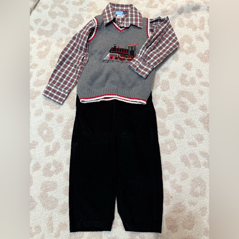 Size 5/5T Goodlad Christmas train toddler boys outfit.